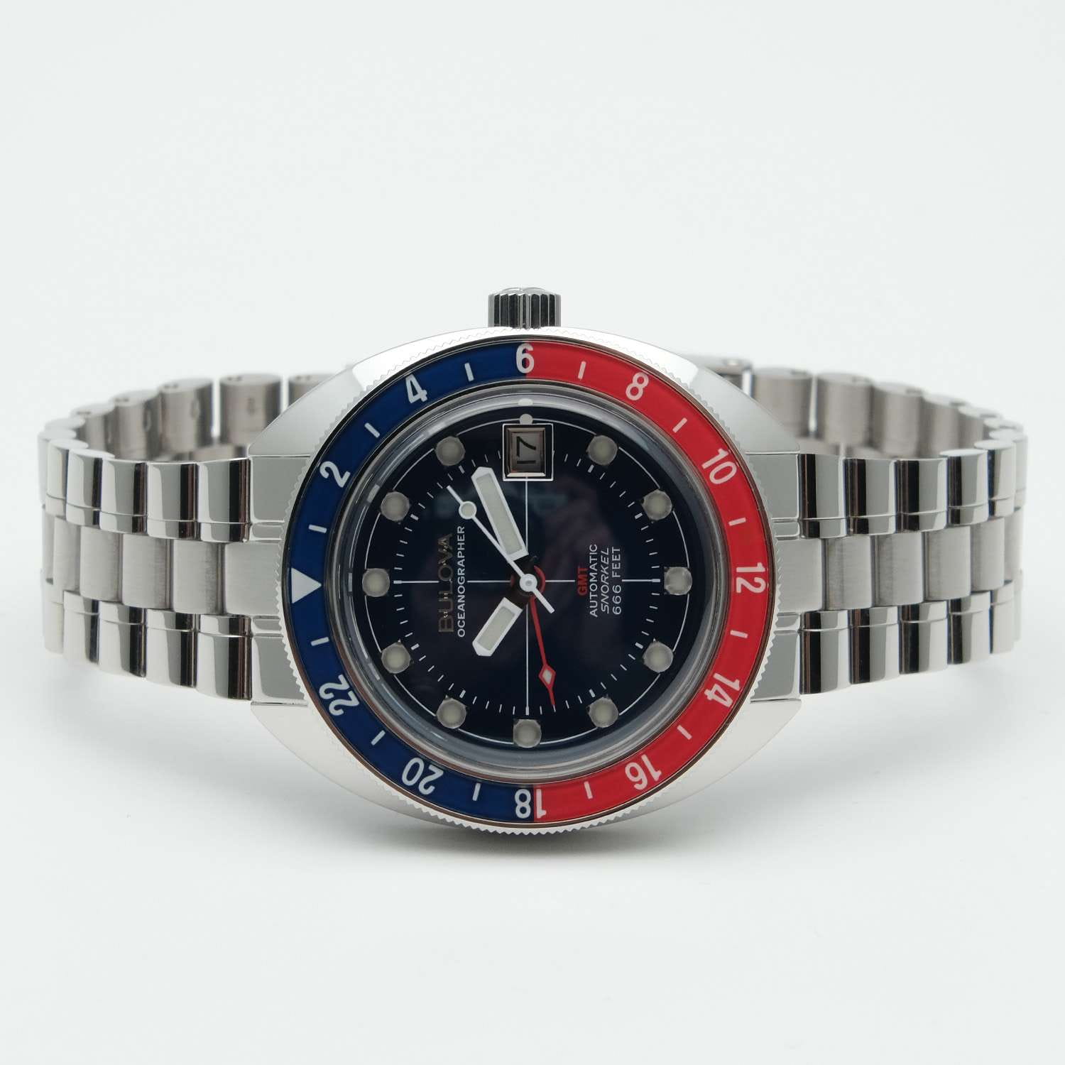 Bulova Bulova Oceanographer 96B405 механические мужские часы часы крупный план синий циферблата