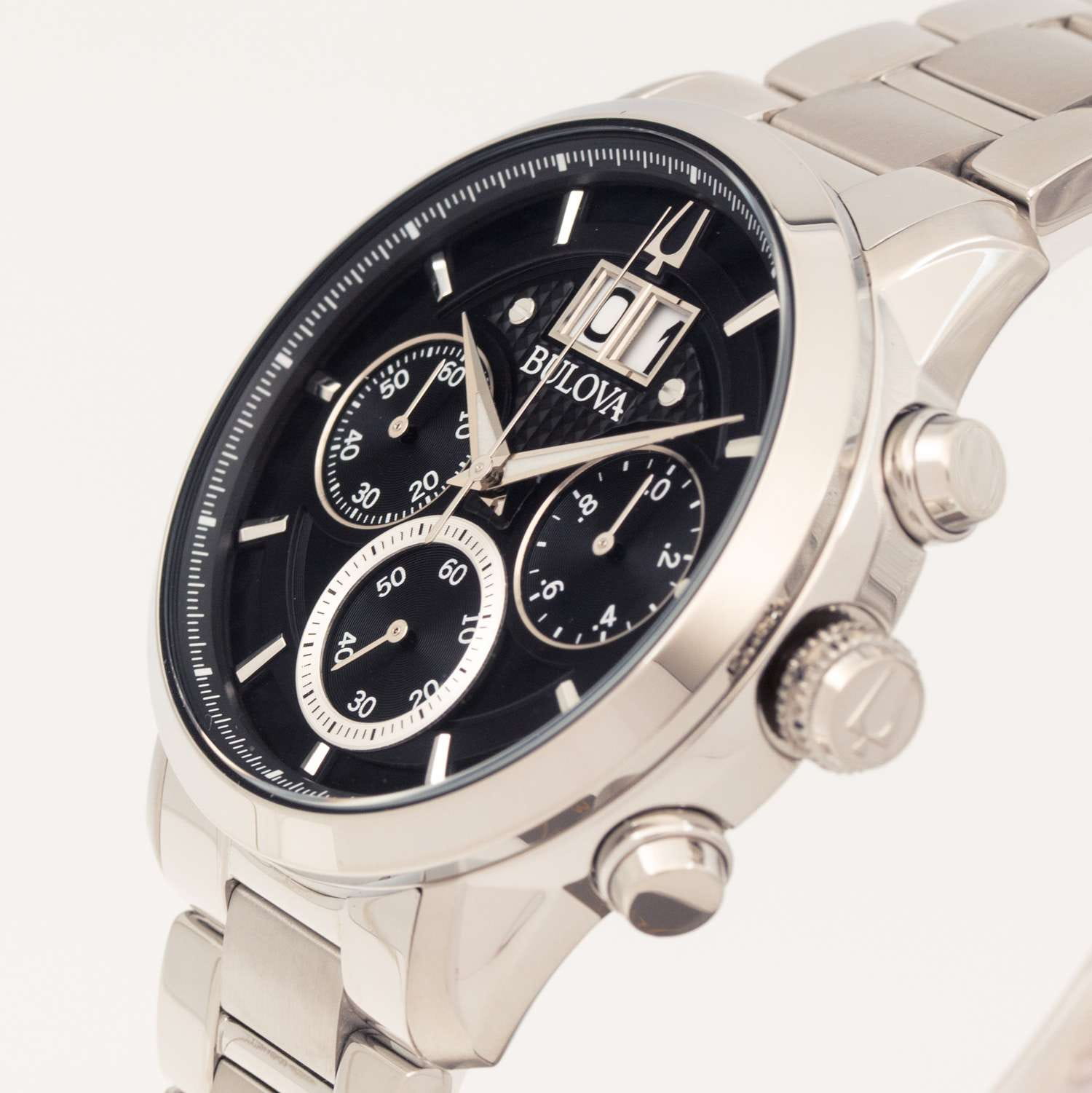 Bulova Bulova Sutton 96B319,  сша мужские часы на браслете нержавеющая сталь боковой вид