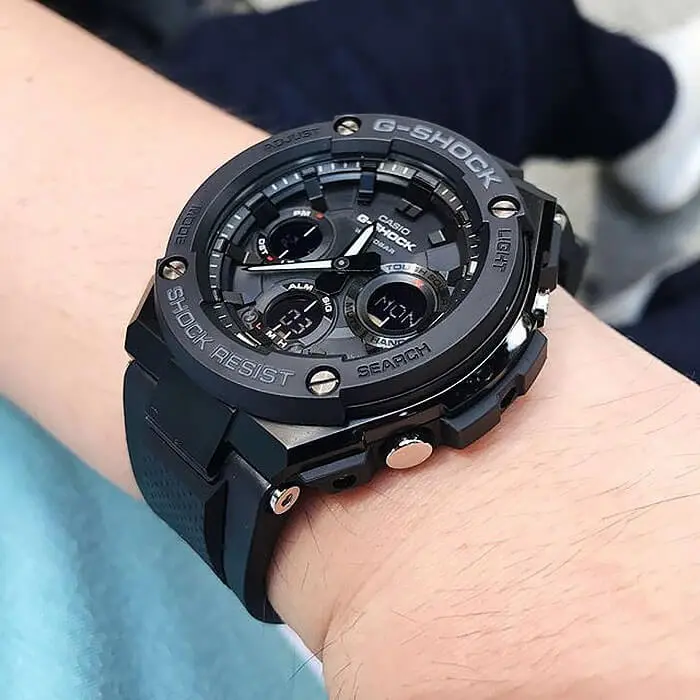 Часы Casio G-Shock GST-W100G-1B купить в Набережных Челнах