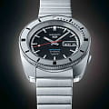 Seiko Seiko 5 Sports SRPL05K1  — детали корпуса и нержавеющая сталь