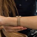 Obaku V286LXVIMV наручные женские часы застежка крупным планом