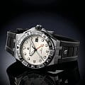 Maurice Lacroix Maurice Lacroix Aikon Venturer GMT AI6158-SS00F-130-A мужские часы серебристый циферблат на запястье