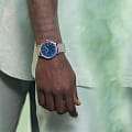 Maurice Lacroix EL1118-SS00E-420-C наручные мужские часы застежка крупным планом