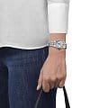 Tissot Tissot Carson Premium Lady Moonphase T122.223.11.033.00 Carson наручные женские часы фото под углом.
