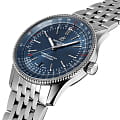 Breitling Breitling Navitimer Automatic 41 A17326161C1A1  наручные мужские часы фото под углом.
