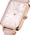 Daniel Wellington Daniel Wellington Quadro Pressed Sheffeld DW00100508  наручные женские часы фото под углом.